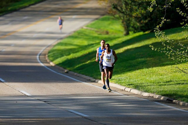 Will Christian leads Kevin McNab down the George Washington Parkway. Photo: Brian W. Knight/ Swim Bike Run Photography